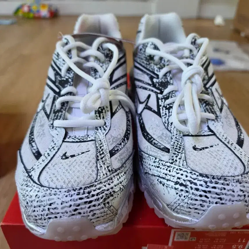 [BUNJANG] Nike Shox Ride 2 Box Cut Sneakers / 샥스라이드2 275박스컷 새상품