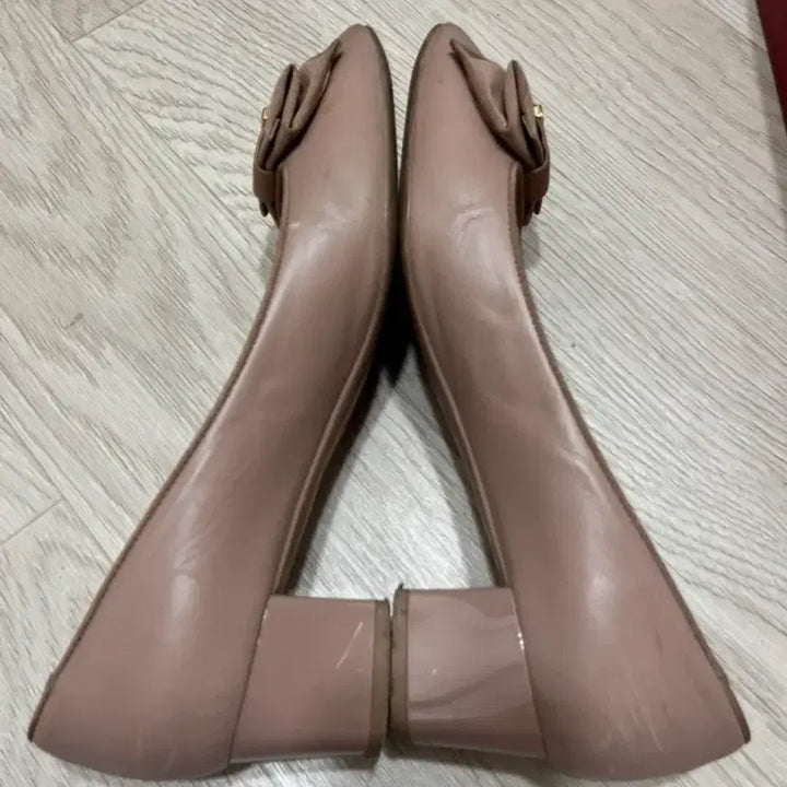 [SOLD OUT] My Ferragamo 마이 페라가모 My Muse_리본 미들힐 슈즈