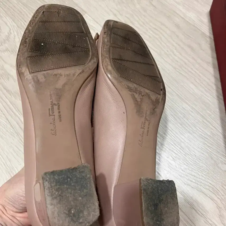 [SOLD OUT] My Ferragamo 마이 페라가모 My Muse_리본 미들힐 슈즈