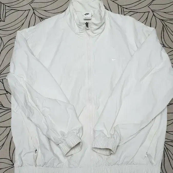 [BUNJANG] Nike NRG Solo Swoosh White Track Jacket XL / 나이키 NRG ru 솔로 스우시 화이트 트랙 자켓 XL