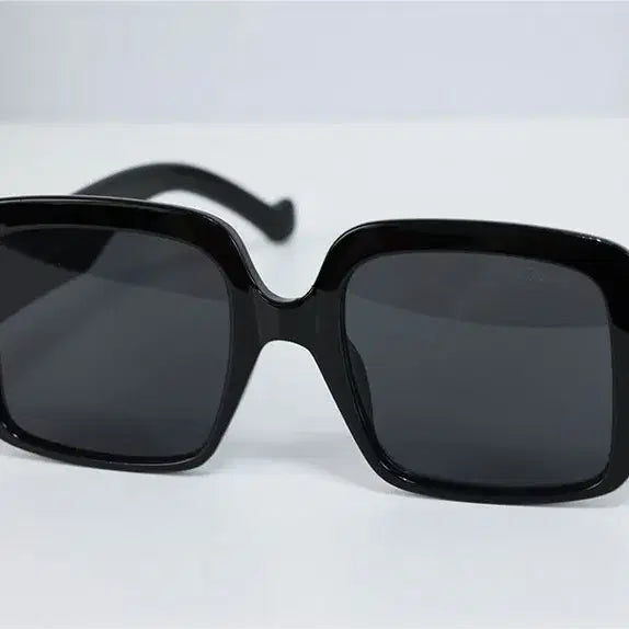 [BUNJANG] Anagram Oversized Square Sunglasses / 오버사이즈 아나그램 스퀘어 선글라스