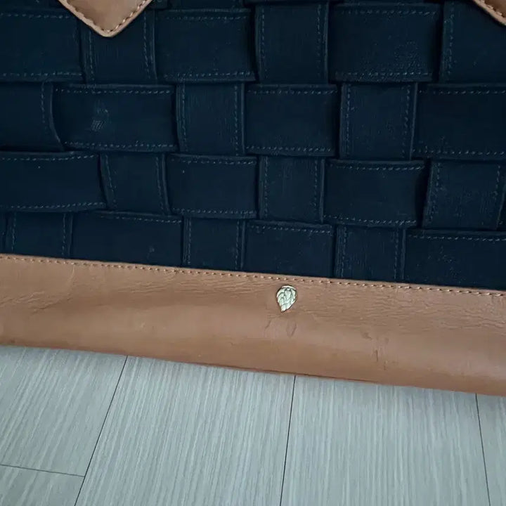 [BUNJANG] Helen Kaminski H-Bruna Handbag / 헬렌카민스키 가방 _ H-Bruna