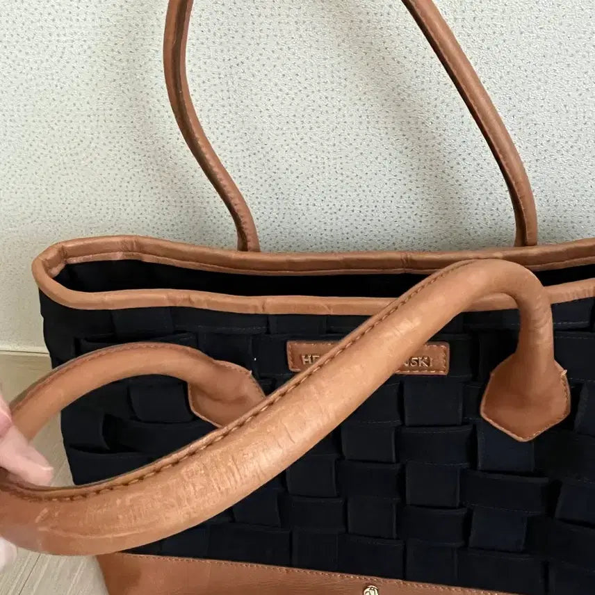 [BUNJANG] Helen Kaminski H-Bruna Handbag / 헬렌카민스키 가방 _ H-Bruna