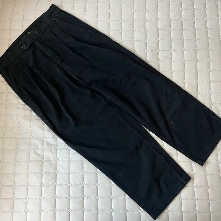 [BUNJANG] Prism Works Two-Tuck Wide Pants Black M / 프리즘웍스 투턱 와이드 팬츠 블랙 M