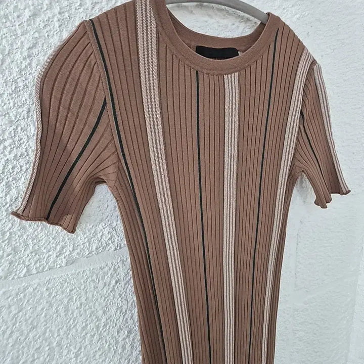 [BUNJANG] Vov Striped Knit Long Dress / 보브vov 골지 스트라이프 반팔 니트 롱 원피스