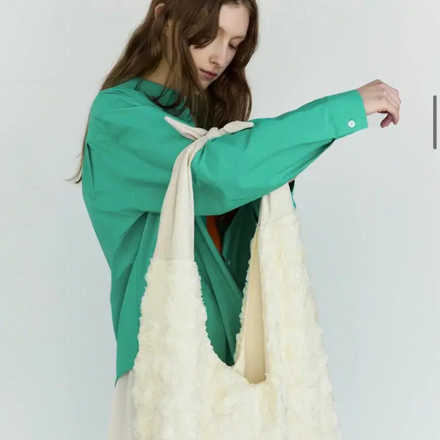[SOLD OUT] 미개봉 새상품) 시엔느 집시 로즈 빅 백 가방 크림 아이보리