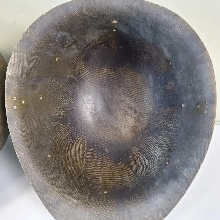 [BUNJANG] Antique Iron Helmet / 근대사 수집 자료 옛날 무쇠 철모 하이바 3