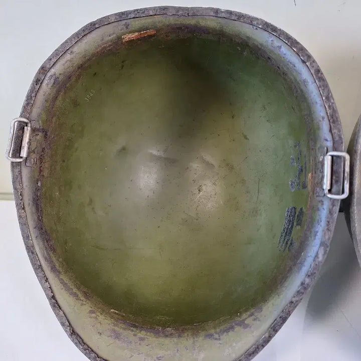 [BUNJANG] Antique Iron Helmet / 근대사 수집 자료 옛날 무쇠 철모 하이바 3