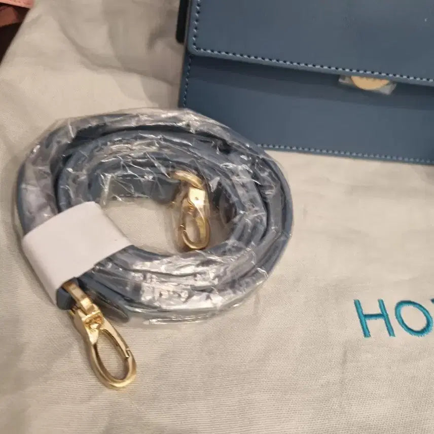 [SOLD OUT] HOZE 호제 블루 가방 + 스트랩 세트