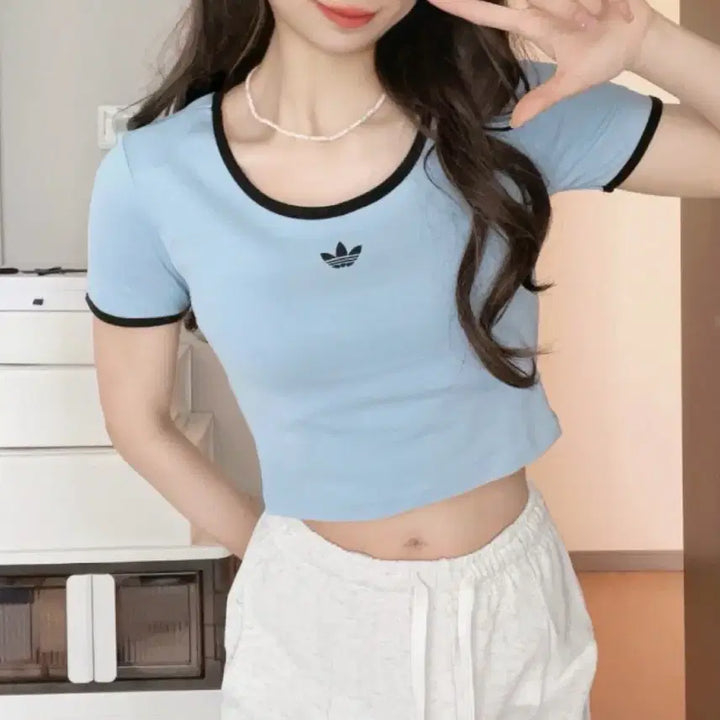 [BUNJANG] Adidas Ringer Crop T-shirt (Sky Blue) / 아디다스 링거 크롭 반팔티 하늘색