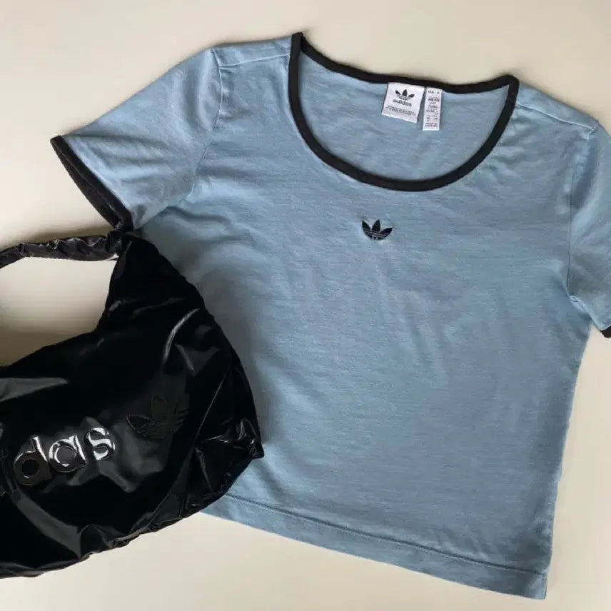 [BUNJANG] Adidas Ringer Crop T-shirt (Sky Blue) / 아디다스 링거 크롭 반팔티 하늘색
