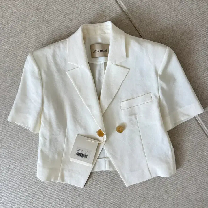 [BUNJANG] Avie Muah Linen Short Sleeve Blazer / 아비에무아 린넨 쇼트 슬리브 블레이저