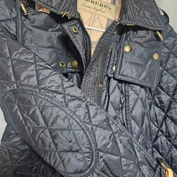 [SOLD OUT] 블랙 퀼팅 후드 벨트  라지