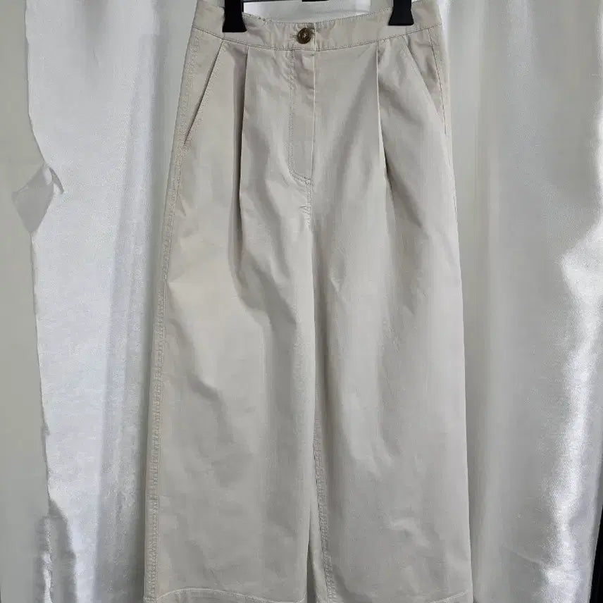 [BUNJANG] Epigram Ivory Wide Pants / 에피그램 아이보리색 와이드 팬츠 (1901)