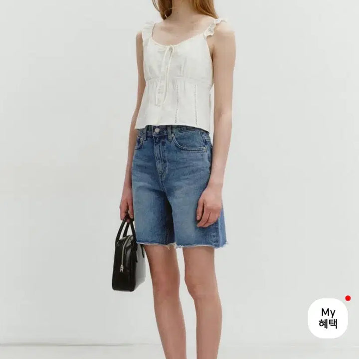 [BUNJANG] Dunst Low Edge Denim Shorts / 던스트 로우 엣지 데님 쇼츠