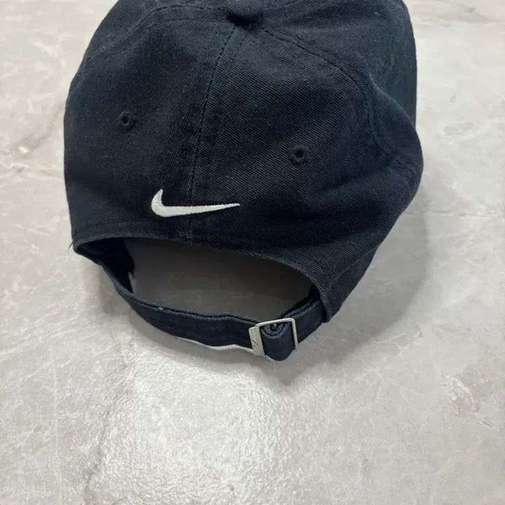 [BUNJANG] Nike Korea Black Taegeukgi Cap / 나이키 코리아 볼캡 블랙 태극기 모자