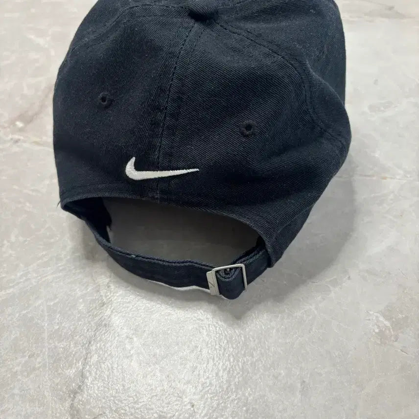 [BUNJANG] Nike Korea Black Taegeukgi Cap / 나이키 코리아 볼캡 블랙 태극기 모자