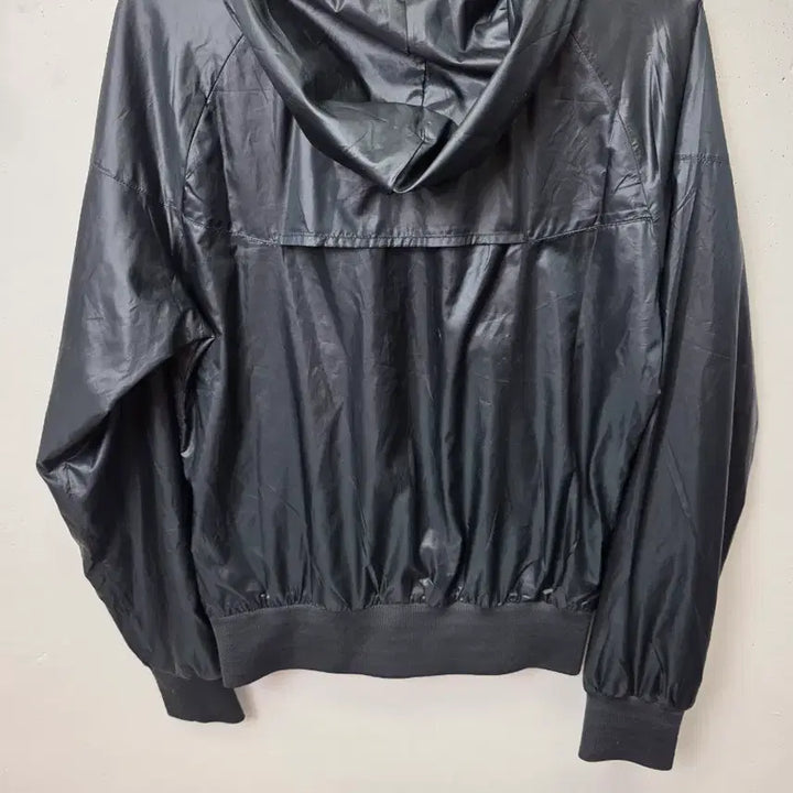 [BUNJANG] Nike Hooded Windbreaker Jacket - Black / 나이키 바람막이 후드 블랙