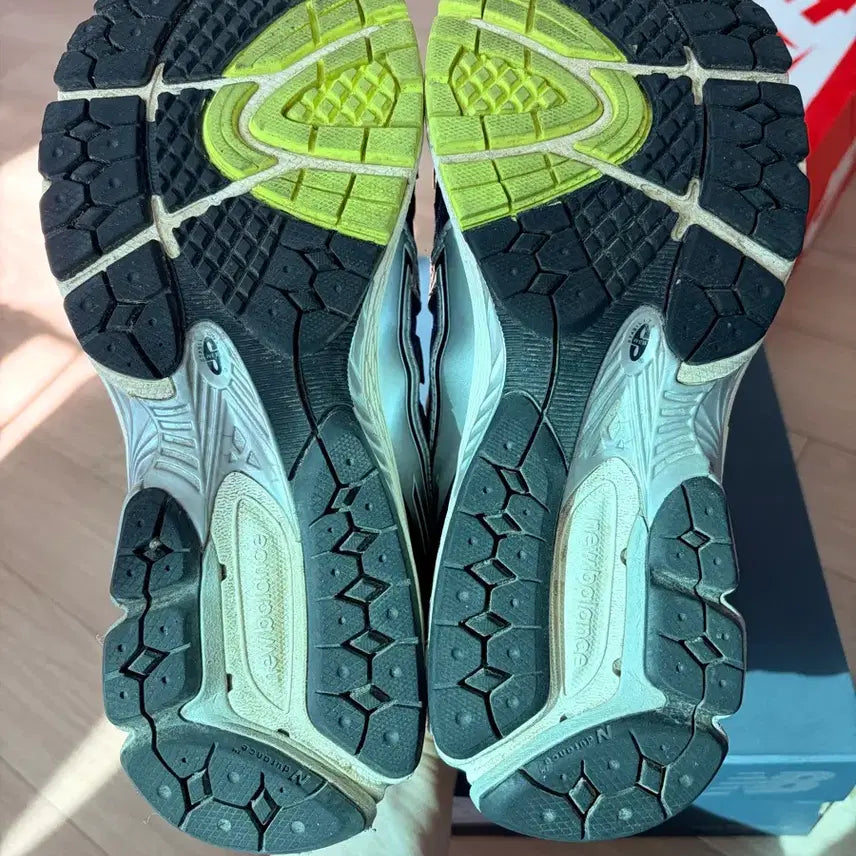 [BUNJANG] New Balance 1906R Blue Sneakers (265) / 뉴발란스 1906R 블루 (265)