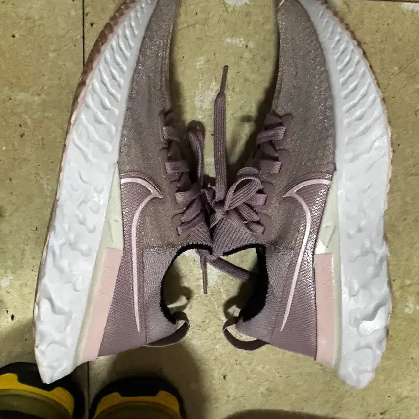 [BUNJANG] Nike React Infinity Run Flyknit Plum Fog White Women&