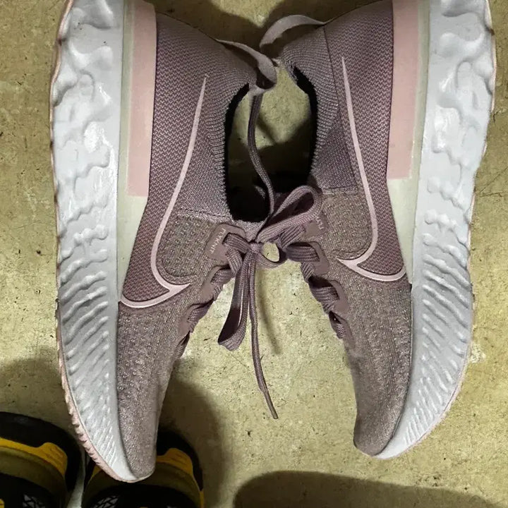 [BUNJANG] Nike React Infinity Run Flyknit Plum Fog White Women&
