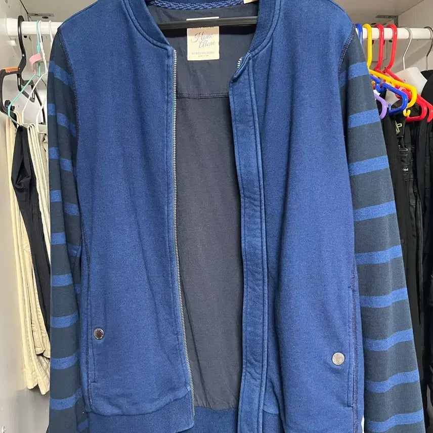 [SOLD OUT] 스카치앤소다 가디건 (S) 판매합니다.