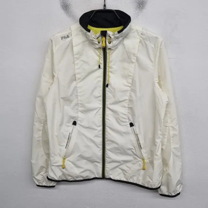 [SOLD OUT] [여성66 size] 휠라 바람막이 자켓