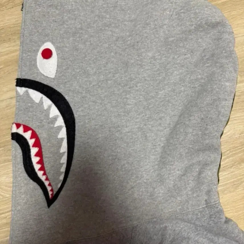 [BUNJANG] BAPE Camo Shark Full Zip Hoodie / 베이프 후드집업
