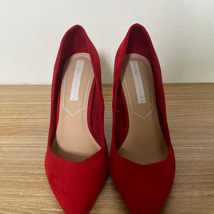 [BUNJANG] Bershka High Heels (Size 38) / Bershka 여성 하이힐 (38)