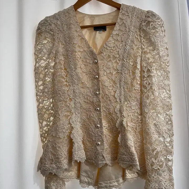 [BUNJANG] Cachet by Bari Protas Lace Blouse / 카쉐(Cachet by Bari Protas) 레이스 블라우스
