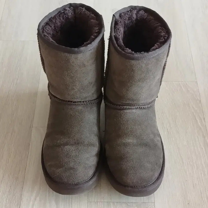 [BUNJANG] UGG 어그 다크브라운 클래식 / UGG 어그 다크브라운 클래식