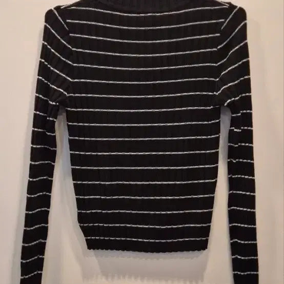 [BUNJANG] Striped Ribbed Knit Sweater / 새상품 골지 단가라 니트