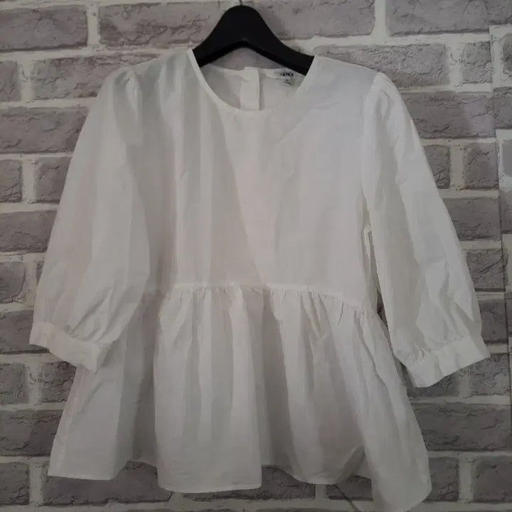 [SOLD OUT] 스파오 아이보리 칠부 블라우스 M/알뜰한여우