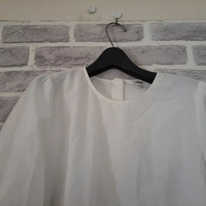 [SOLD OUT] 스파오 아이보리 칠부 블라우스 M/알뜰한여우