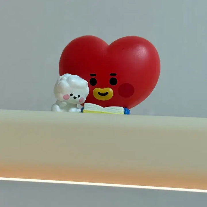 [SOLD OUT] BTS BT21 방탄소년단 타타 자석 피규어