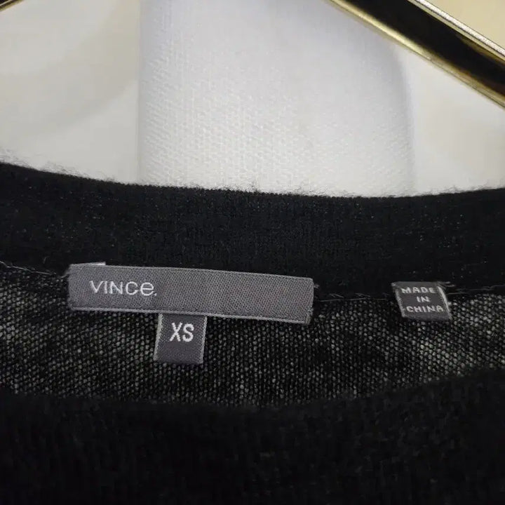 [BUNJANG] Vince Cashmere Stripe Knit Sweater / 빈스 캐시미어 스트라이프 니트