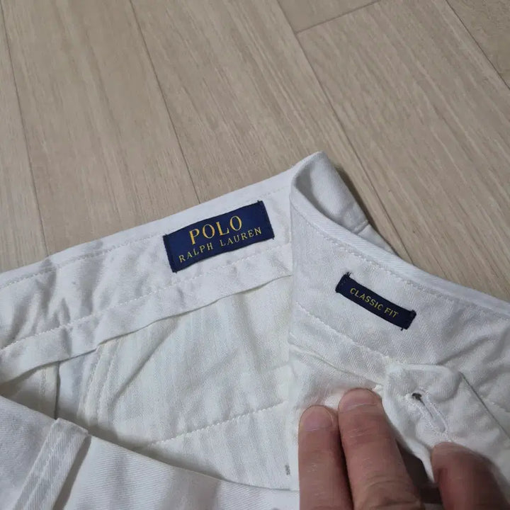 [BUNJANG] Polo Ralph Lauren Anchor Embroidered White Pants / 폴로 랄프로렌 닻 자수 화이트 바지
