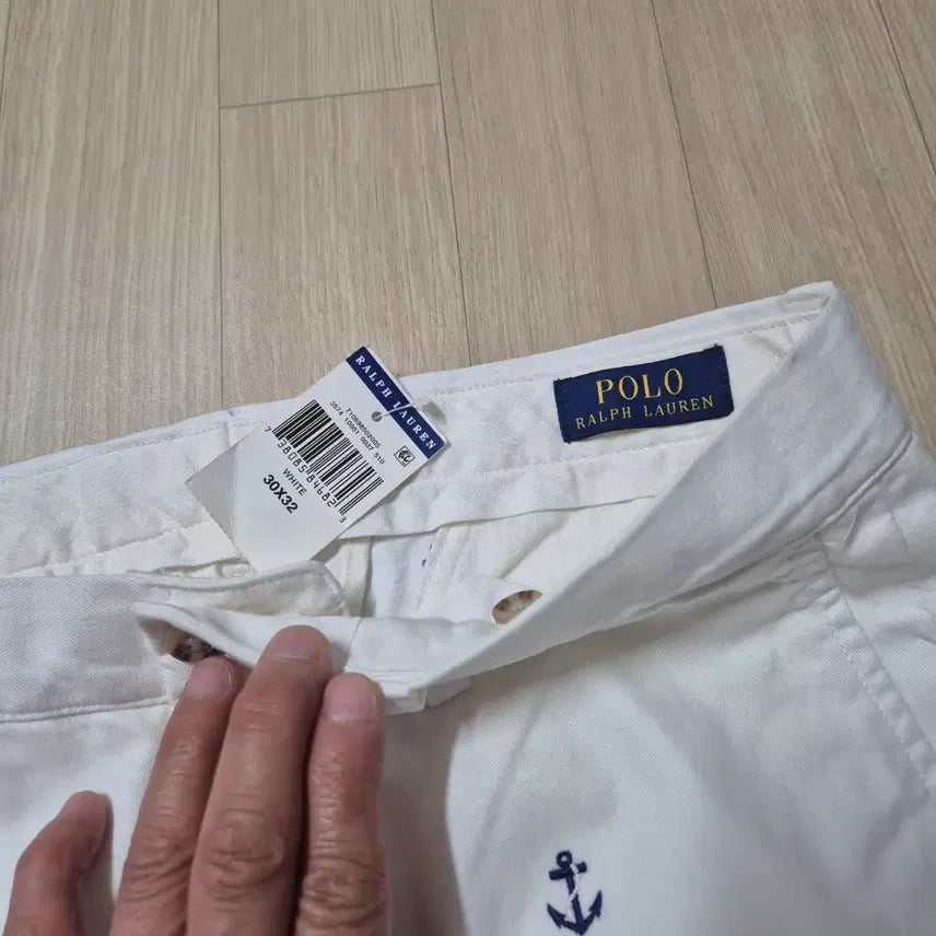 [BUNJANG] Polo Ralph Lauren Anchor Embroidered White Pants / 폴로 랄프로렌 닻 자수 화이트 바지
