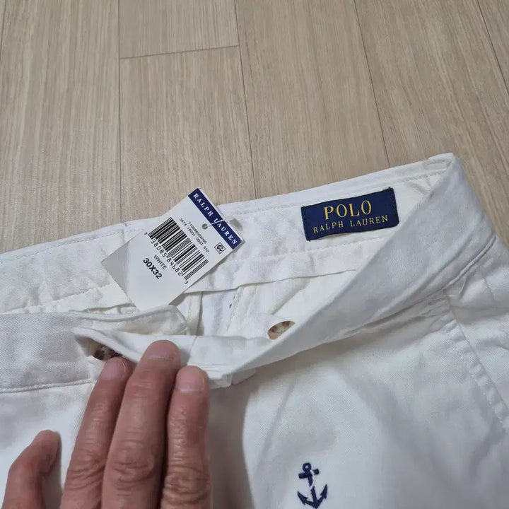 [BUNJANG] Polo Ralph Lauren Anchor Embroidered White Pants / 폴로 랄프로렌 닻 자수 화이트 바지