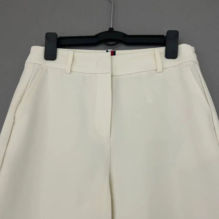 [BUNJANG] Tommy Hilfiger Ivory Slim Fit Slacks EUR 36 / 타미힐피거 아이보리 슬랙스 EUR 36허리25인지