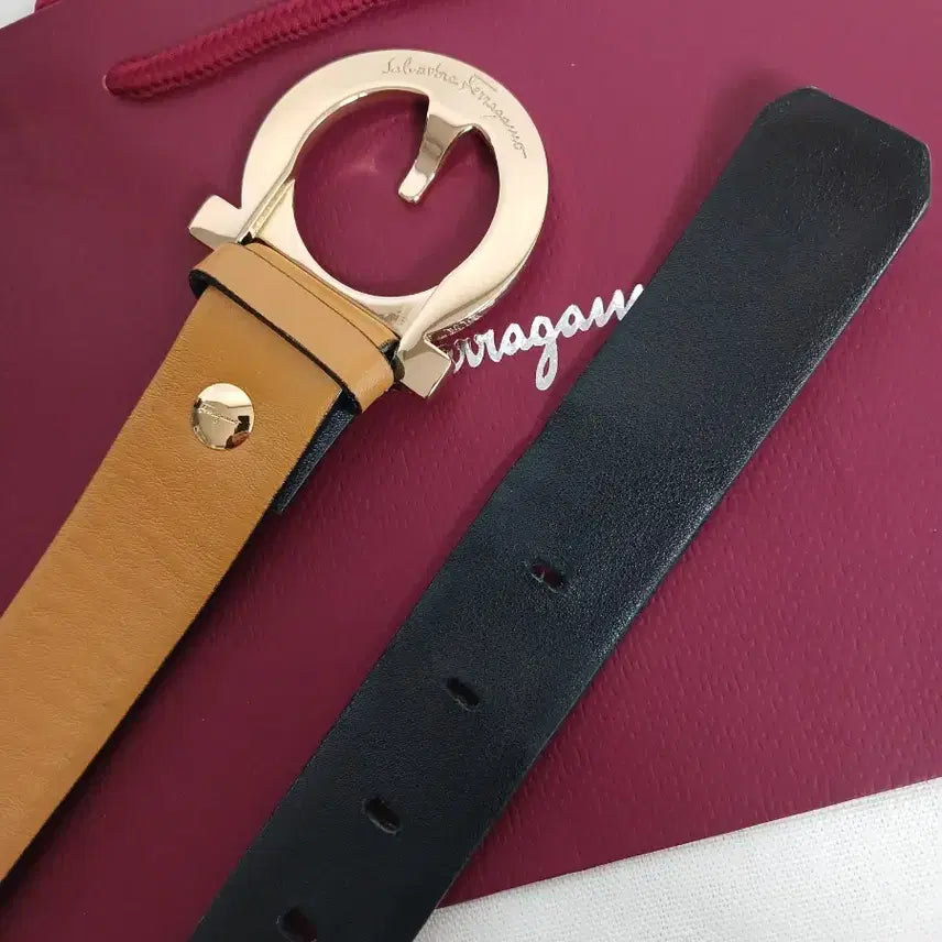 [SOLD OUT] 페라가모 금장 버클 벨트 브라운 계열 여성벨트