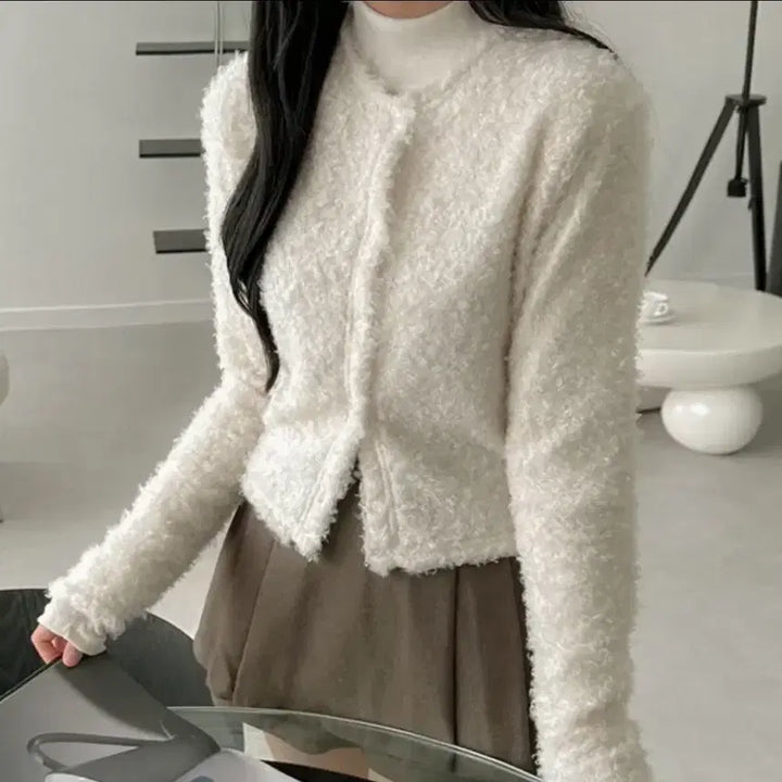[BUNJANG] Avely Ivory Fuzzy Cardigan / 에이블리 뽀글이 퍼 가디건 아이보리