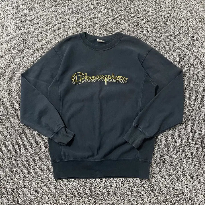 [BUNJANG] Vintage 9 Japanese Vintage Champion Reverse Weave Logo Sweatshirt Navy / 빈티지9. 일본빈티지 챔피온 리버스위브 로고 맨투맨 스웻셔츠 네이비