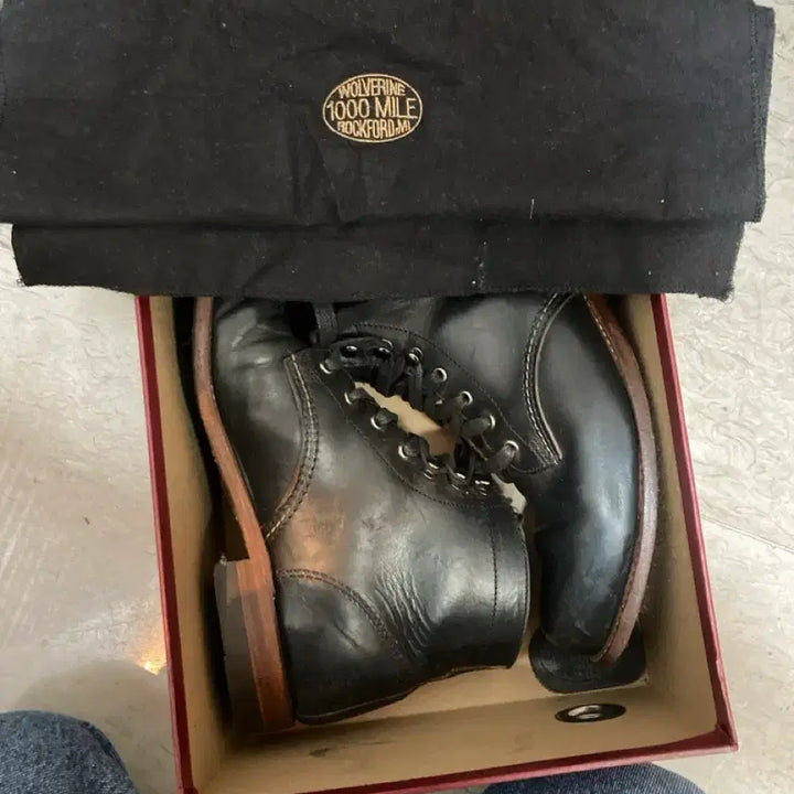 [BUNJANG] Wolverine 1000 Mile Boots Black / 울버린 1000마일 부츠 블랙
