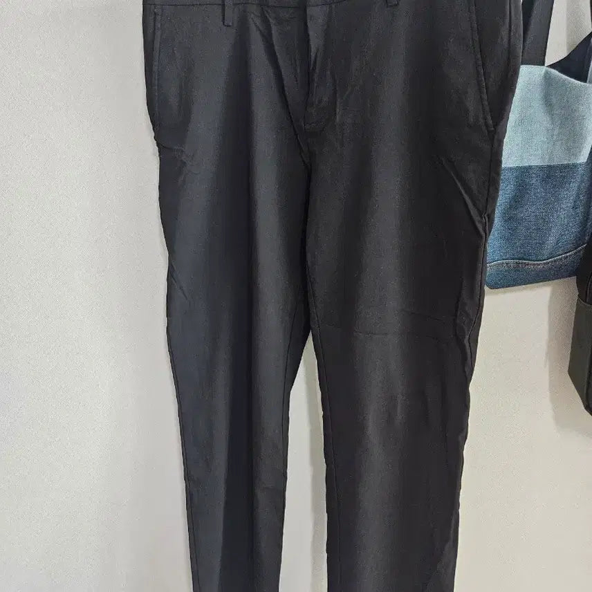 [BUNJANG] Black Chino Pants / 블랙 치노 면바지