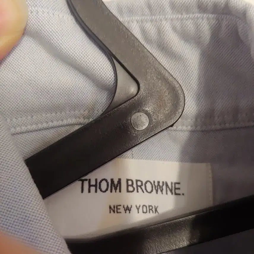 [BUNJANG] Thom Browne Striped Armband Oxford Shirt Blue Size 0 / 톰브라운 삼선 완장 옥스포드 셔츠 블루 0사이즈