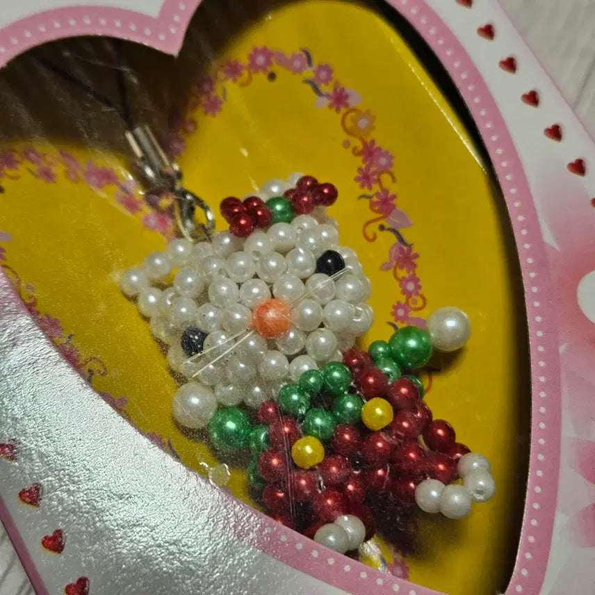 [BUNJANG] Vintage Hello Kitty Bead Strap / 마지막재고 고전키티스트랩 고전키티비즈키링 새상품 고전킽스 비즈키티스트랩