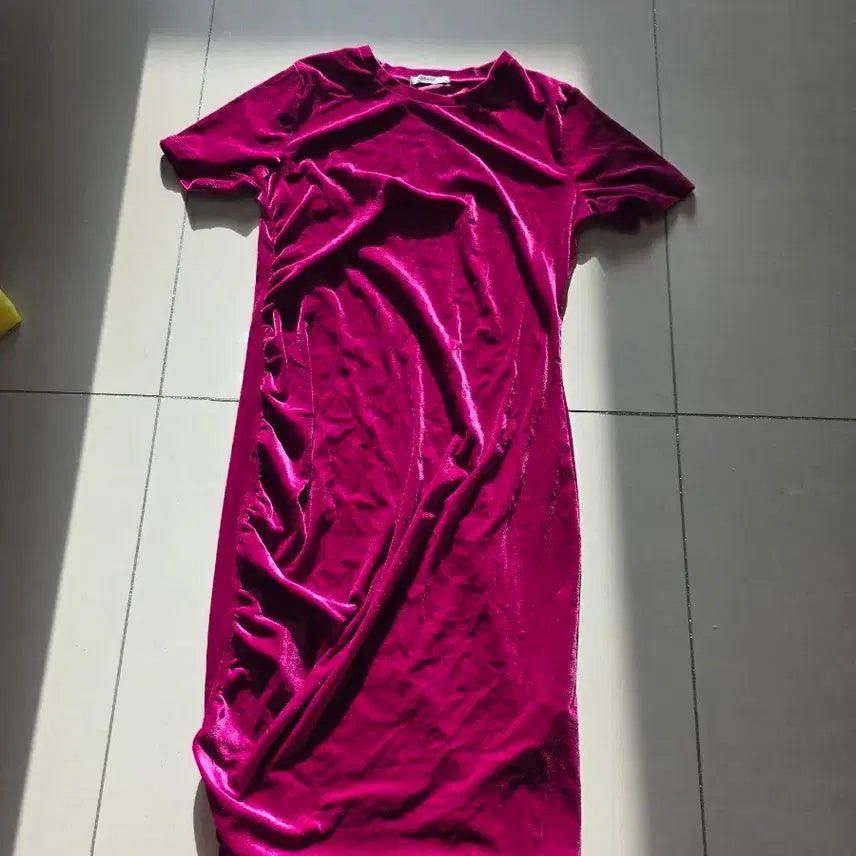 [BUNJANG] ZARA Velvet Shirred Dress / 자라 벨벳 셔링 원피스 핑크