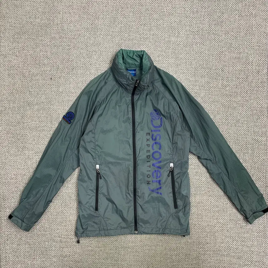 [BUNJANG] Discovery Expedition Windbreaker / 디스커버리 엑스페디션 바람막이