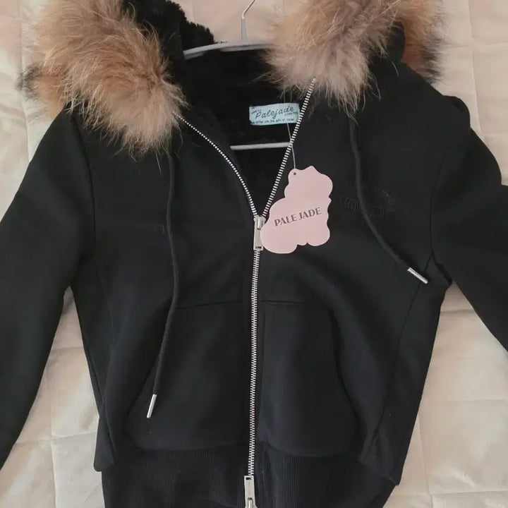 [BUNJANG] Pale Jade Wolf Joe Hooded Zip-up Jacket / 페일제이드 울프 조 후드집업 블랙 s사이즈